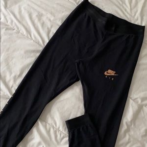 ✔️ Nike leggings